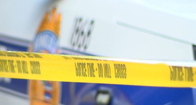 Police investigate armed robbery at Makaha home