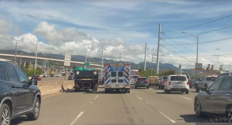 3 treated after multi-vehicle crash on H-1 East involving school bus